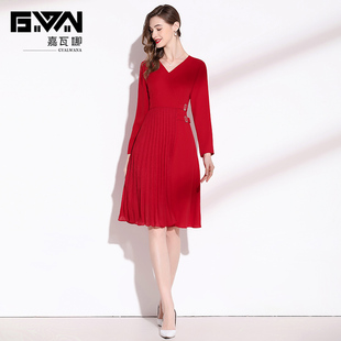 2024年春季女装v领长袖，百褶拼接气质，名媛高端显瘦红色连衣裙