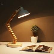 简约北欧台灯卧室温馨床头现代创意客厅书房工作木艺LED装饰台灯