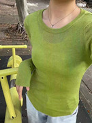 初春黄绿粉紫圆领长袖不规则下摆薄款针织毛衣淑女修身打底衫上衣