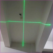 小型激光水平仪打线器绿光红外线，电子f水平尺十字，线投线器底座强
