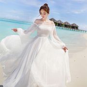 马尔代夫度假裙海边超仙沙滩裙2024长裙雪纺，一字肩白色连衣裙
