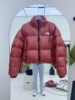 20o23冬装时尚宽松短款立领大红色洋气羽绒服95%白鸭绒面包服
