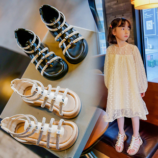 女童凉鞋2024年夏季时尚，水钻公主鞋，小女孩铆钉露趾防滑罗马鞋