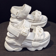 坡跟凉鞋女夏小个子，2024年婚纱神器松糕鞋，运动厚底增高罗马鞋