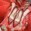 红色秀禾婚鞋女新娘鞋中式手工，刺绣婚纱两穿高跟鞋，高级感敬酒鞋新