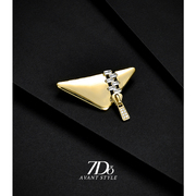 7Do设计感小众金属三角牌胸针高档女个性拉链西装胸花别针配饰品