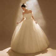 法式轻婚纱一字肩显瘦公主蓬蓬裙，超仙森系新娘，结婚出门纱齐地旅拍