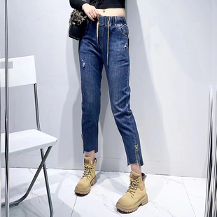 珂颖5052春加大码牛仔裤，女200斤胖妹mm松紧带，中腰破洞九分小脚裤
