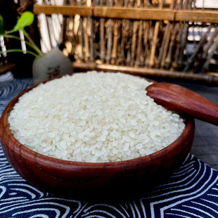 新米2500g五斤大米珍珠米湖北农家，自产寿司米，粳米自家产食煮饭