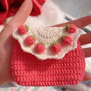 珍珠草莓零钱包卡包耳机包手工diy材料包毛线编织钩针手拿小包包