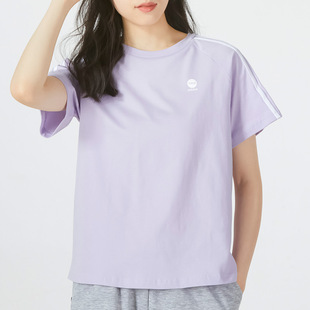 adidas阿迪达斯女t恤淡紫色，短袖宽松上衣春季运动服半袖he4513