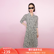 lily2023夏女装(夏女装)俏皮爱心，印花气质翻领，复古泡泡袖高腰款连衣裙