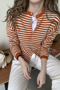 橘色条纹针织开衫女装2023早秋小个子小香风长袖短款毛衣外套