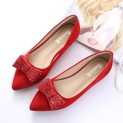 秋冬婚鞋平底小红鞋红色结婚鞋子，新娘鞋单鞋，31一46大小码女鞋