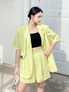 短袖西装外套女夏季薄款设计感时尚套装网红炸街高级感黄色小西服