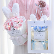 情人节兔子兔耳朵花束，包装成品材料包手捧花diy材料毛绒礼物生日