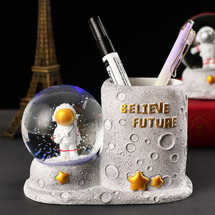 太空人宇航员小夜灯笔筒收纳摆件创意生日礼物送男生男孩女生同学