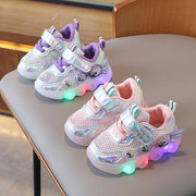 夏季带灯女宝宝鞋子运动单网鞋软底，婴儿学步鞋，公主0-1一岁3女小童
