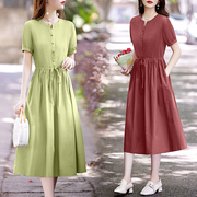 绿色连衣裙2024年夏季时尚抽绳收腰显瘦气质，优雅减龄纯色裙子