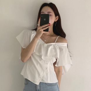 韩国chic夏季设计收腰短款衬衫女小众荷叶边拼接一字领露肩上衣