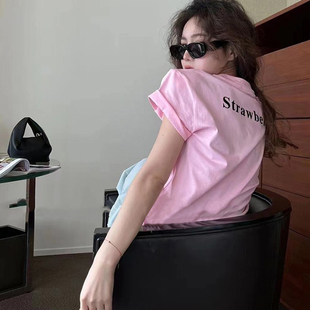 粉色短袖t恤女背后字母印花宽松垫肩洋气，韩版简约圆领正肩上衣潮