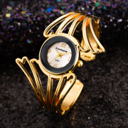 手镯手表个性设计女士腕表小表盘，宽表带全金属指针式复古石英女表