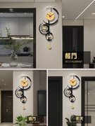 钟表挂钟客厅家用个性创意竖款挂表现代简约时尚大气装饰静音时钟