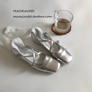 「」法式方头银色玛丽珍鞋女低跟芭蕾交叉扣带粗跟少女单鞋