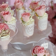 粉色甜品台装饰婚礼订婚蛋糕，插件推推乐慕斯杯贴纸布丁杯子封口纸