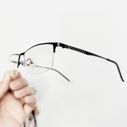 B钛记忆纯钛眼镜框时尚商务成熟男大方形眼镜架高弹性不夹脸镂空