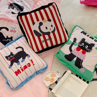 熊猫猫咪抱枕被子两用毯子可爱动物二合一抱枕毯车载靠枕午睡枕头