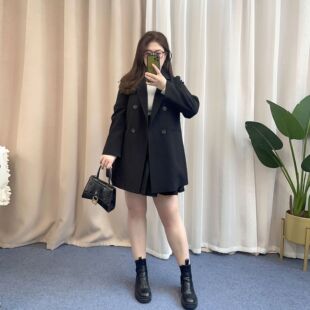 胖mm高级感黑色双排扣西装，大码外套2023春季宽松气质休闲西装