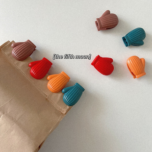 thefifthmoon 可爱彩色手套造型塑料密封夹零食封口夹食品夹