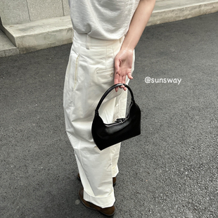 sunsway韩国ins高级感小众腋下枕头包百搭法式纯黑色时尚漆皮