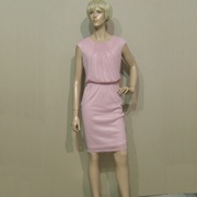 菲妮迪公司，样衣粉色无袖背心连衣裙，低价销售