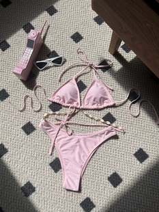 链条绑带分体泳衣素色三角包比基尼欧美ins纯欲风泳装度假bikini