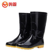 中筒雨鞋耐磨防滑防水劳保，雨靴工地中筒靴黑色，牛筋雨靴矿工水