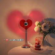 新婚礼物结婚闺蜜红色台灯一对爱心实用长明灯订婚高级感氛围摆件