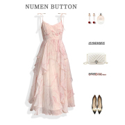 法式连衣裙女夏季小个子大码气质高级感超仙粉色不规则雪纺吊带裙