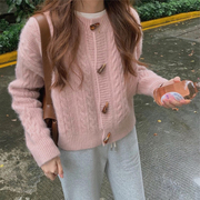 日系牛角扣针织开衫圆领外套女韩版2022春季宽松长袖粉色短款毛衣