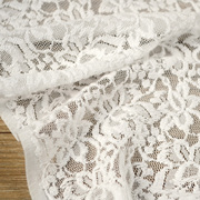 纯白色镂空网眼底棉线绣花蕾丝布料 柔软有垂感 婚纱连衣裙面料