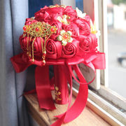 中式婚礼新娘捧花复古婚纱摄影道具仿真红玫瑰，中国风秀禾服手捧花