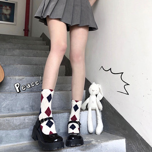 复古英伦短袜子女白色韩版潮流，菱格运动日系学院，风格子中筒堆堆袜