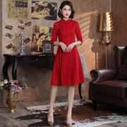 红色秋季旗袍，短款小个子美女连衣裙大摆长袖，蕾丝黑色显瘦简约