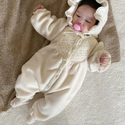 婴儿衣服新生儿女宝宝冬装公主，百天拍照服装洋气双面绒保暖连体衣
