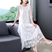 2023夏时尚气质高端大牌白色蕾丝连衣裙大码宽松飘逸垂感裙子