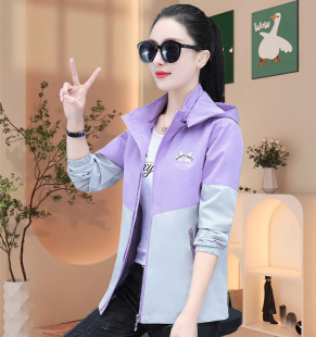 品牌时尚紫色外套女加绒2024休闲夹克可拆帽修身显瘦冲锋衣潮