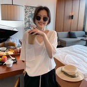 韩国东大门2024夏季韩版宽松口袋V领短袖T恤女纯色洋气上衣潮
