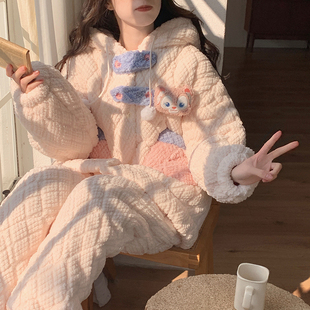 珊瑚绒夹棉睡衣女秋冬季2023三层加厚卡通可爱保暖外穿家居服