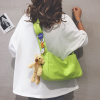绿色帆布包包女2024休闲百搭斜挎包尼龙运动包旅行单肩包背包